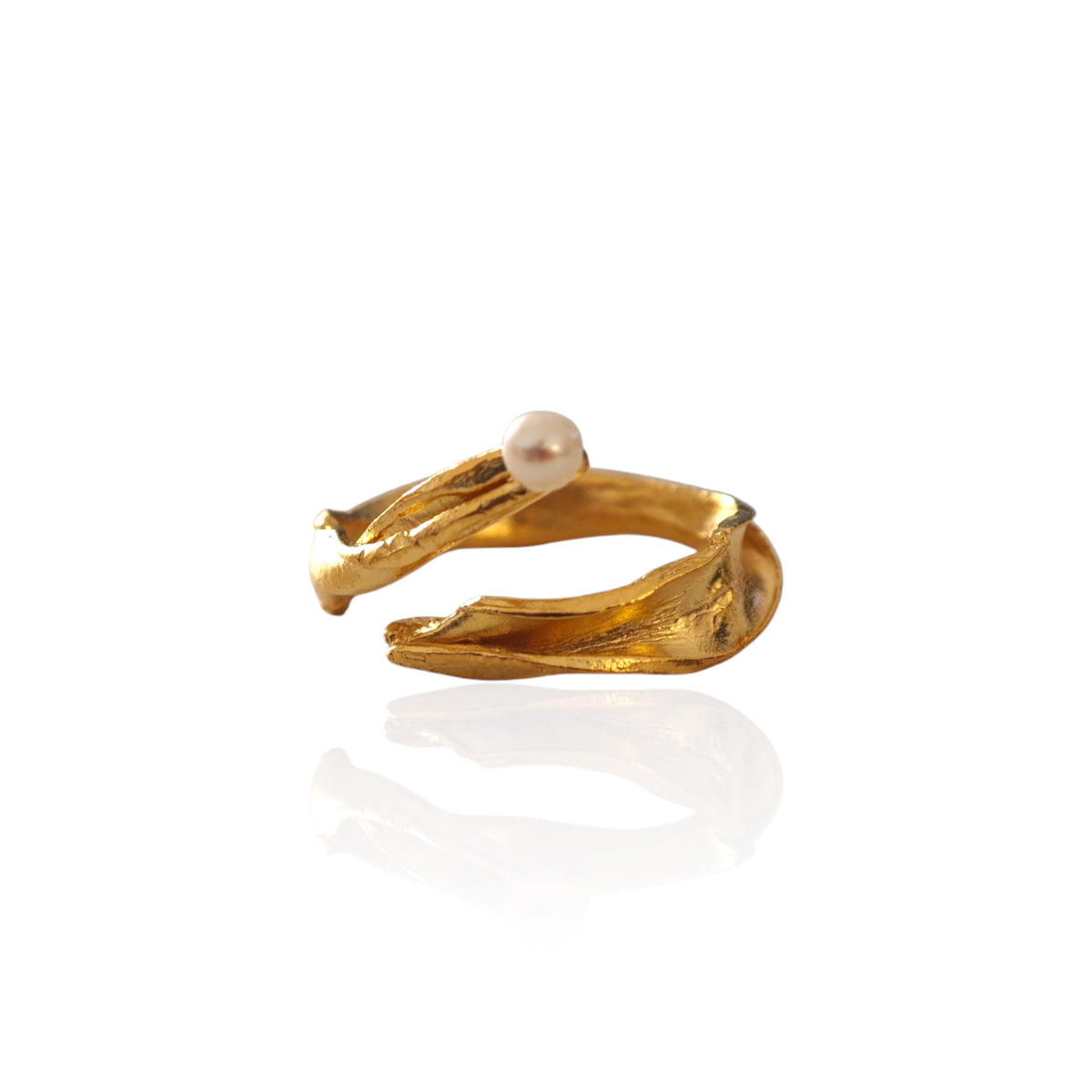 Peplos Pearl Wrap Ring
