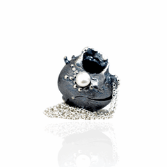 Custom Amphora Pendant - Athenart 