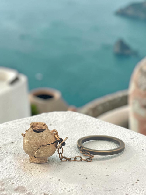 Amphora Brass KeyChain – Athenart Art Object
