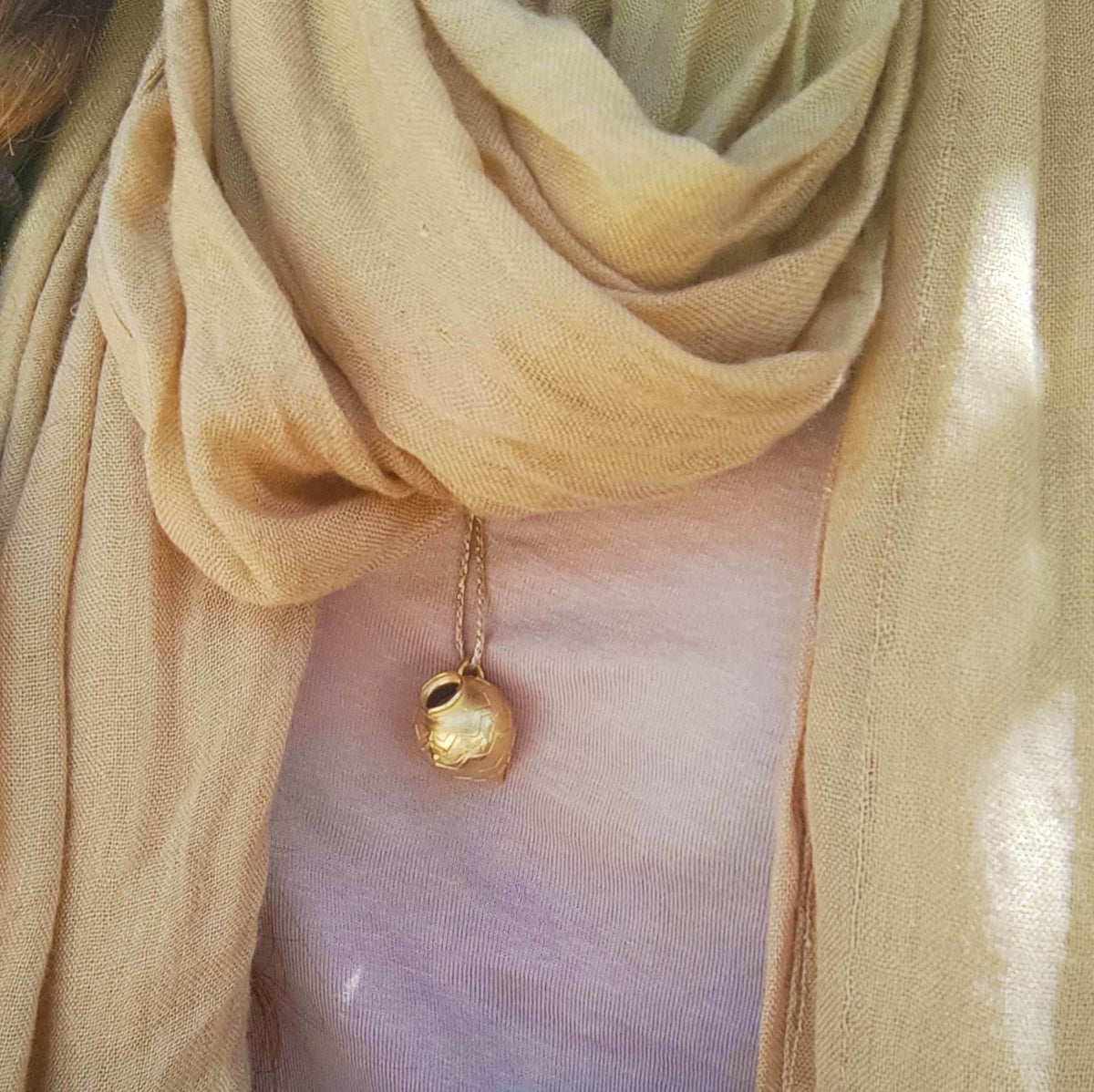 Amphora Pendant - Athenart 