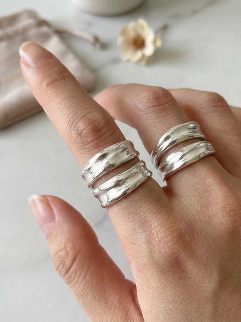 Hnadmde Peplos silver drape ring by Athenart 