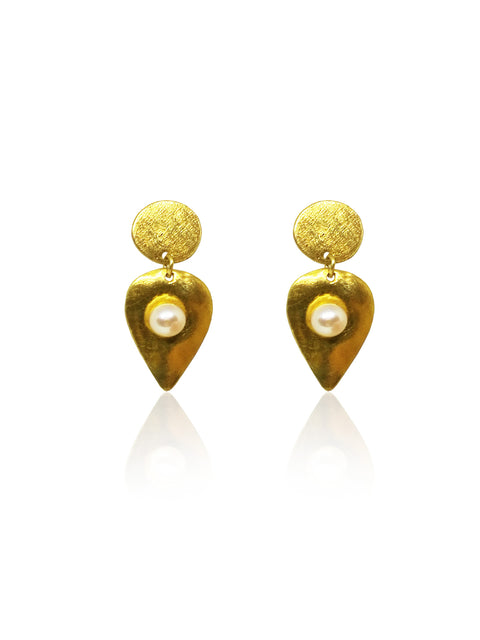 Kelifos Pearl Stud Earrings handcrafted in gold-plated sterling silver with freshwater pearls.