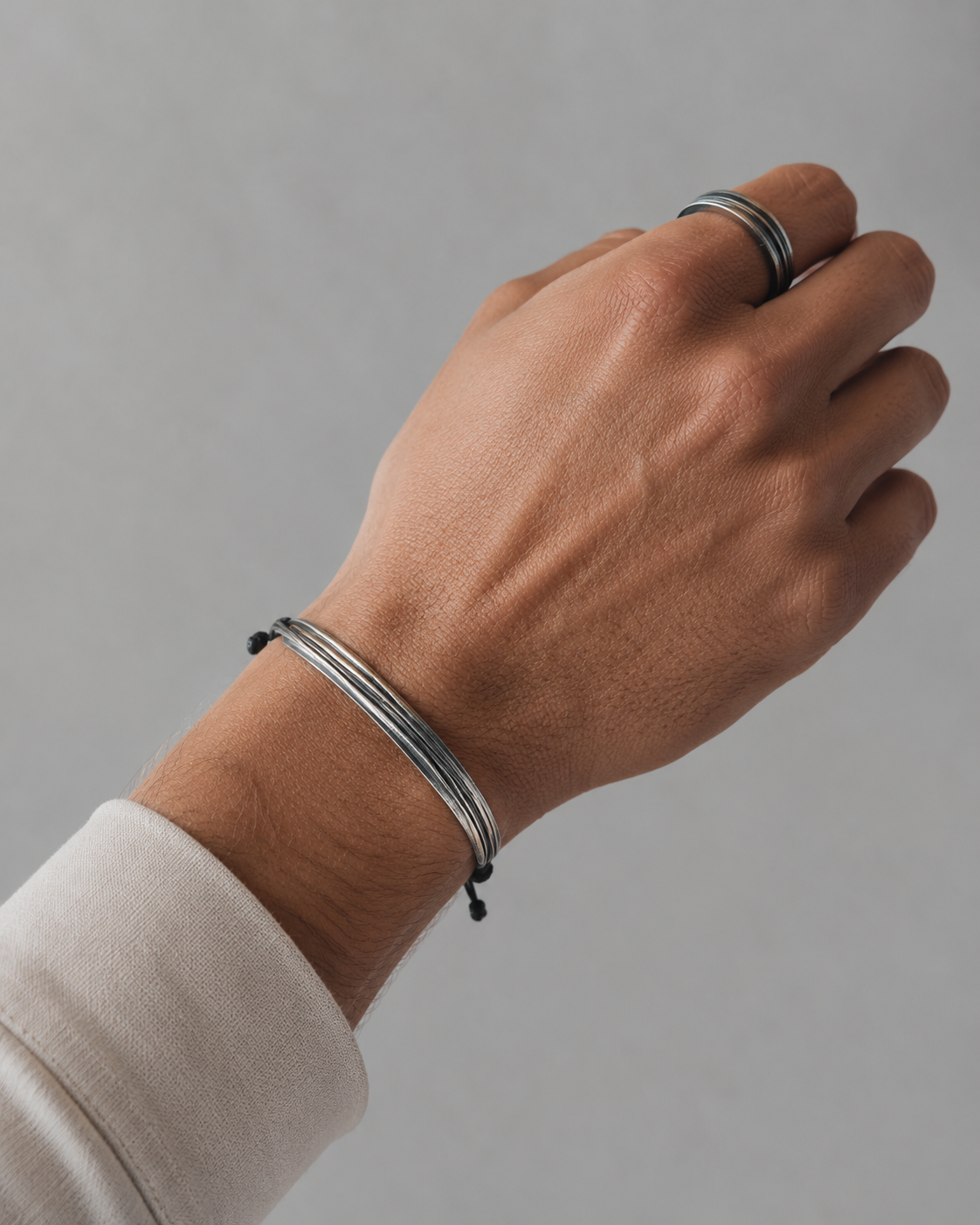 Athenart handmade unisex silver bracelet with textured surface