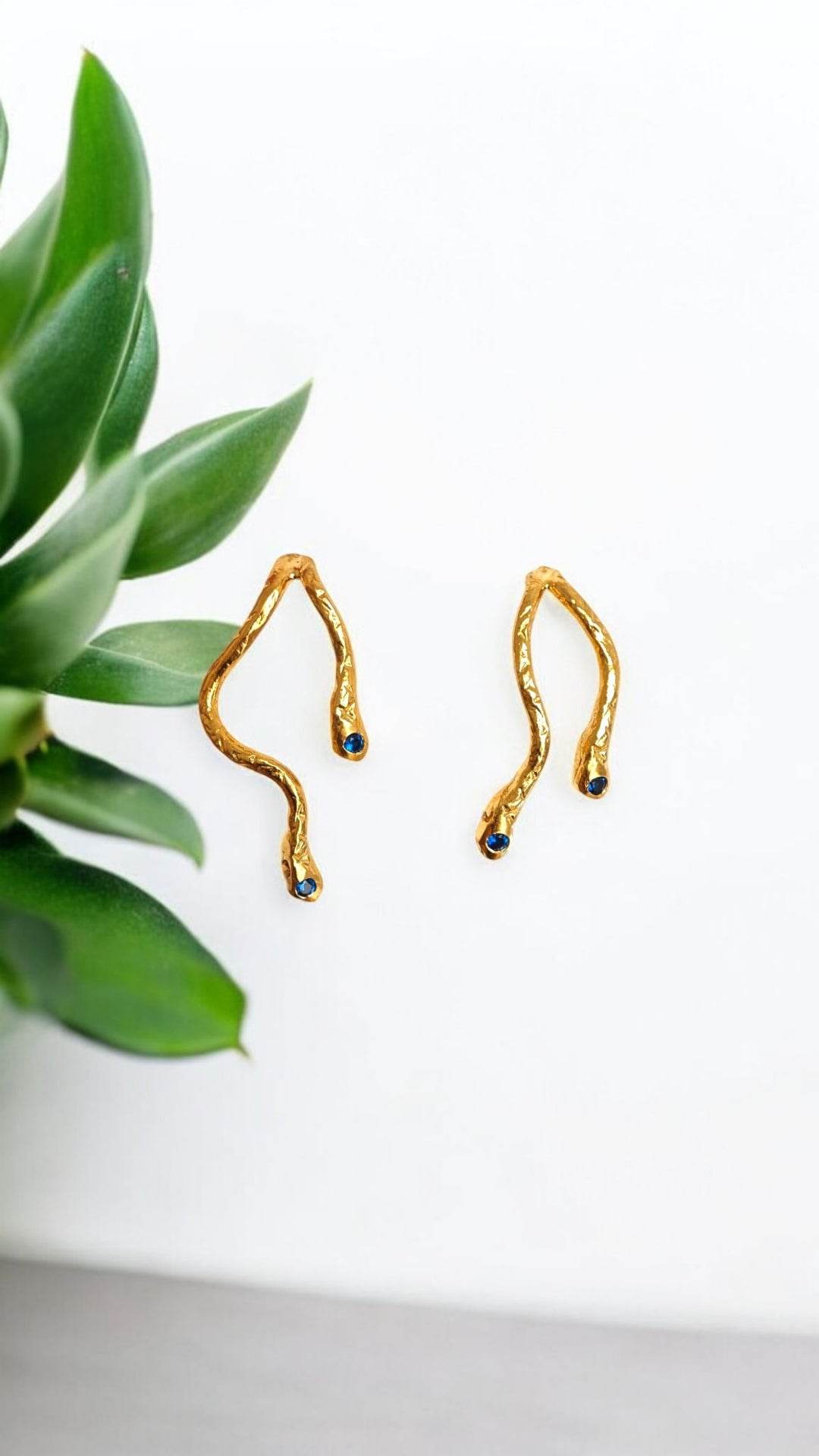 Serpent Gaze Earrings - Athenart 