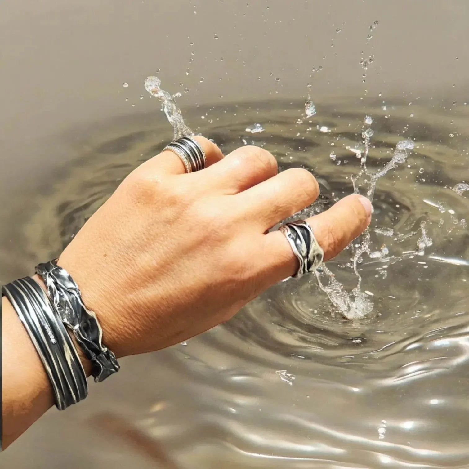 Unisex Oxidized rings 