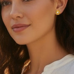 Helios Pearl Sunburst Studs (1cm)