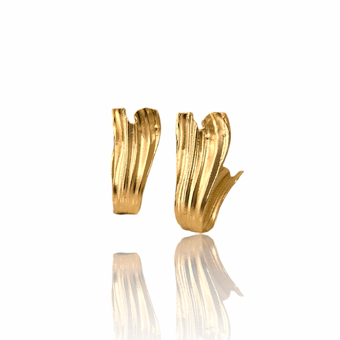Swan Hoops in gold – sculptural pleated hoop earrings.