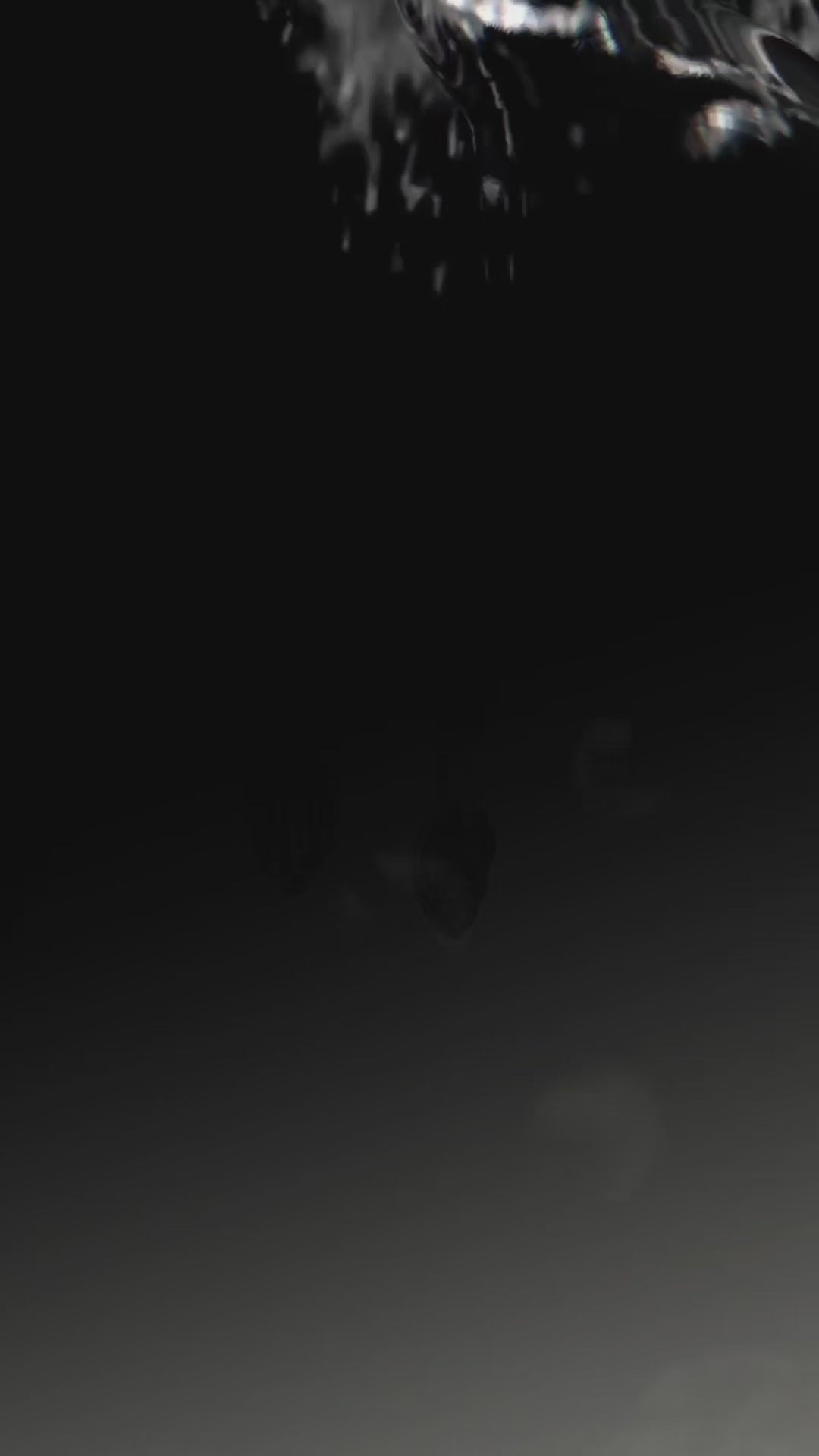 Video showing Athenrt wavy drops earrings with movement 